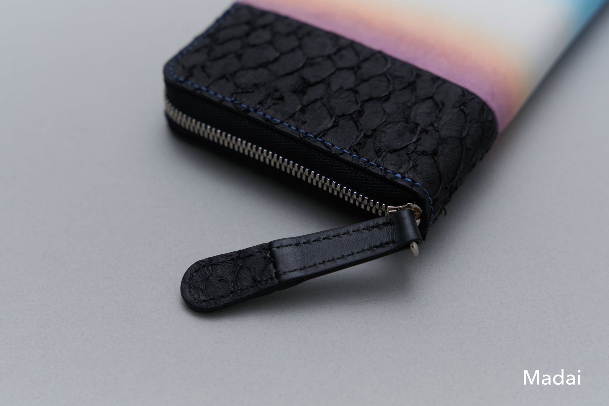 Orizzonte #01 ラウンドファスナーウォレット